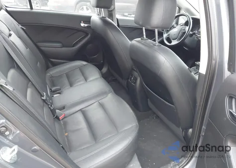 2016 Kia Forte Ex z USA, uszkodzony, nr VIN KNAFX5A82G5546137